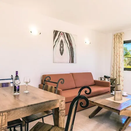 Διαμέρισμα Oasis Papagayo Sport